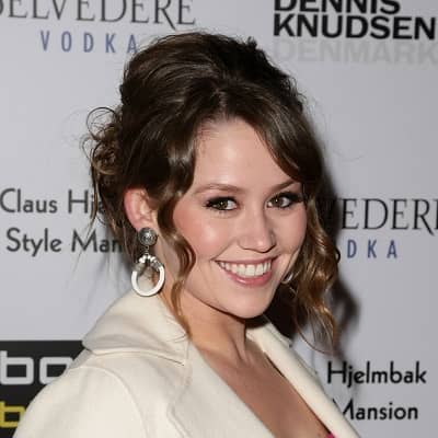 Jane Erin Carrey - Height, Bio, Career, Divorcee, Net Worth, Facts