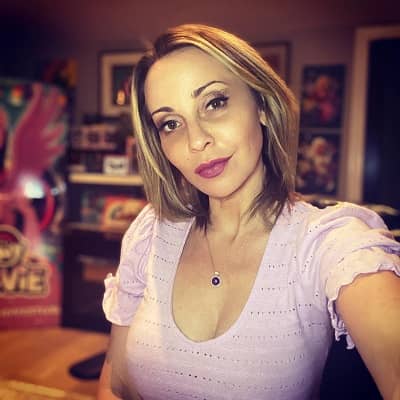 Tara Strong