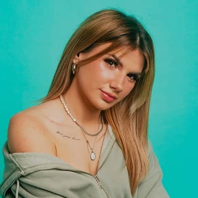 Bailey Spinnenweber
