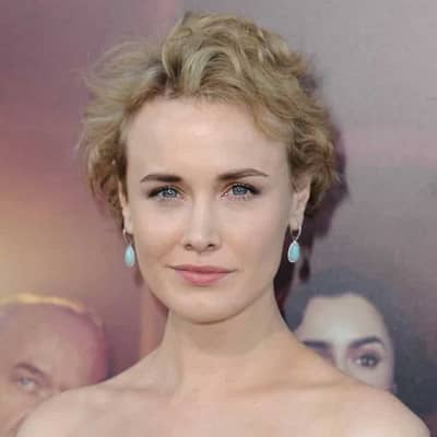 Dominique McElligott