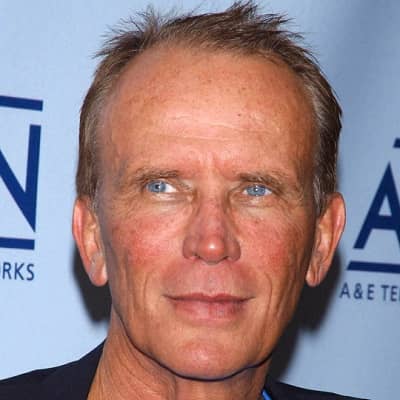 Peter Weller
