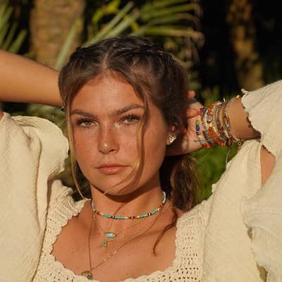 Lexi Hidalgo