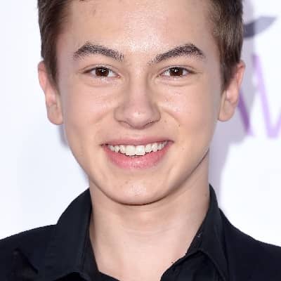 Hayden Byerly - Bio, Age, Career, Net Worth, Height, Facts