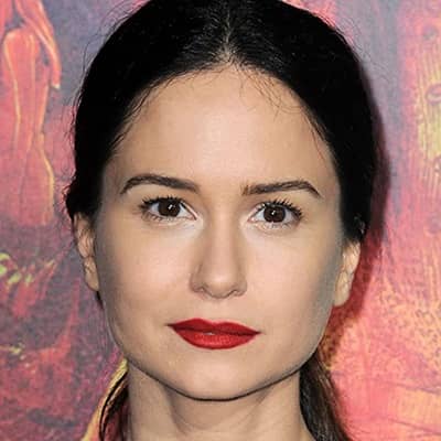 Katherine Waterston - Bio, Age, Career, Net Worth, Height, Facts
