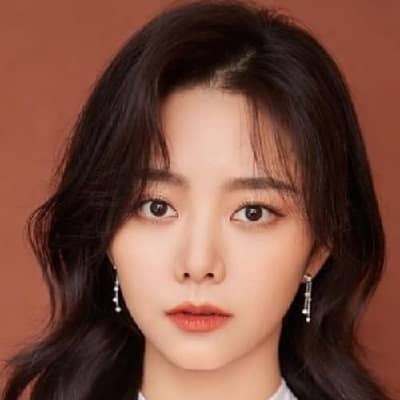 Tan Songyun Bio, Age, Career, Net Worth, Height, Facts