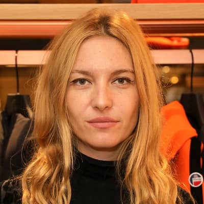 Josephine de La Baume