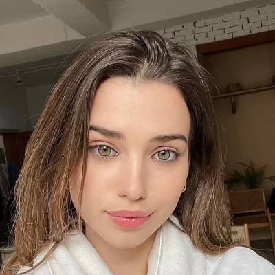 Sophie Xdt - Bio, Age, Height, Nationality, Net Worth, Facts