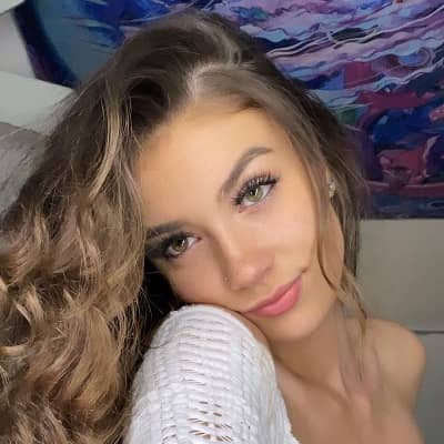 Brielle Nicole