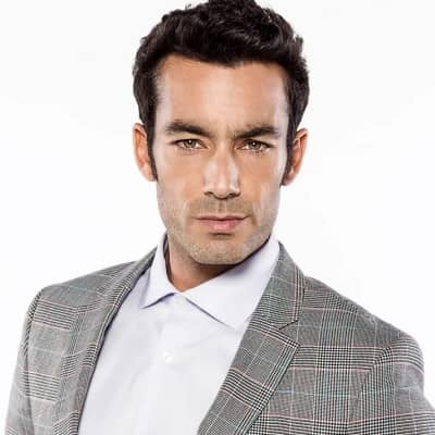 Aaron Diaz