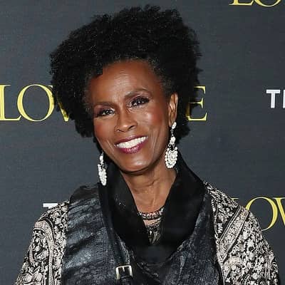 Janet Hubert