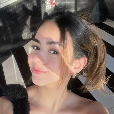 Victoria Bracamonte