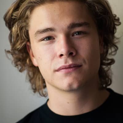 Jonas Hoff Oftebro