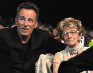 Bruce Springsteen - Bio, Age, Height, Net Worth, Facts, Nationality
