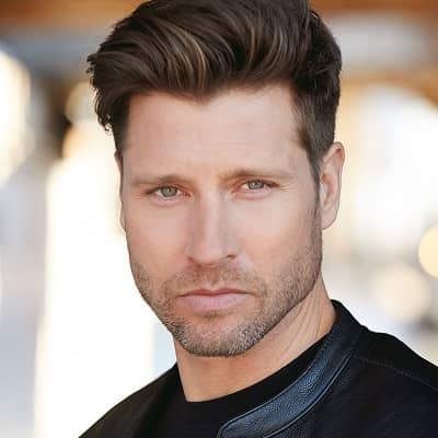 Damon Runyan