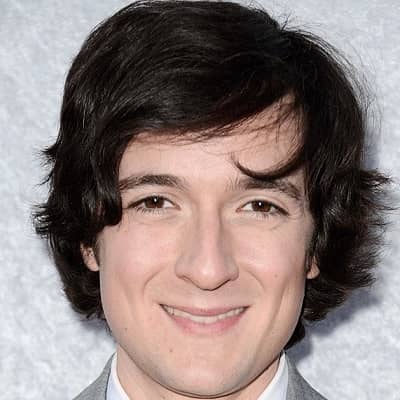 Josh Brener