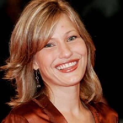 Joey Lauren Adams Bio, Age, Height, Net Worth, Facts, Nationality