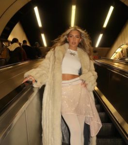 Lily Rowland Bio, Age, Height, Net Worth, Facts, Nationality